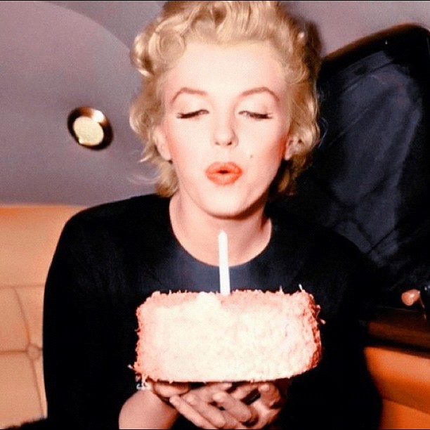 Sealed With A K...: Happy Birthday Marilyn Monroe!