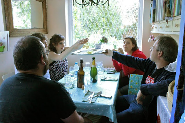 Josie Long, issy sutie, Robin Ince, The Underground Restaurant comedy night