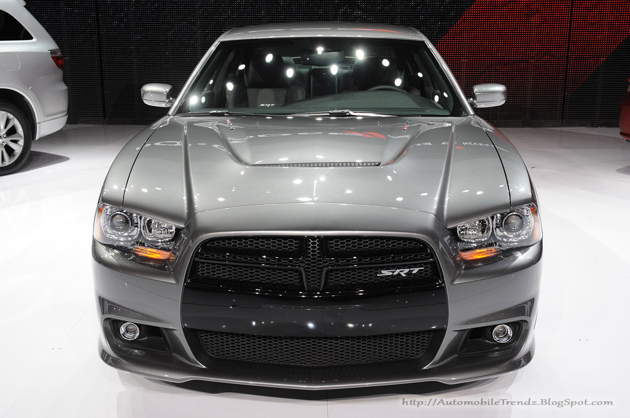 Automobile Trendz Dodge Charger Srt 2013