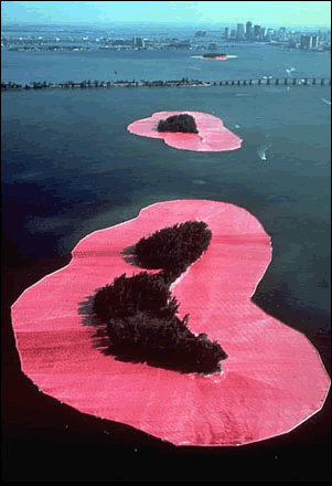Chiacchieriamo - parte V - Pagina 11 Christo_Pink+skirted+islands
