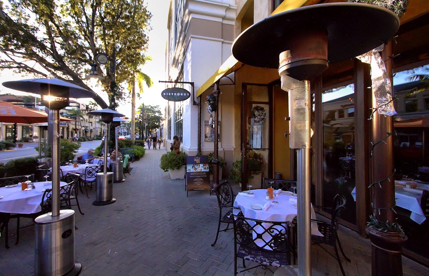 Southwest Florida Forks Happy Hour At Bistro 821