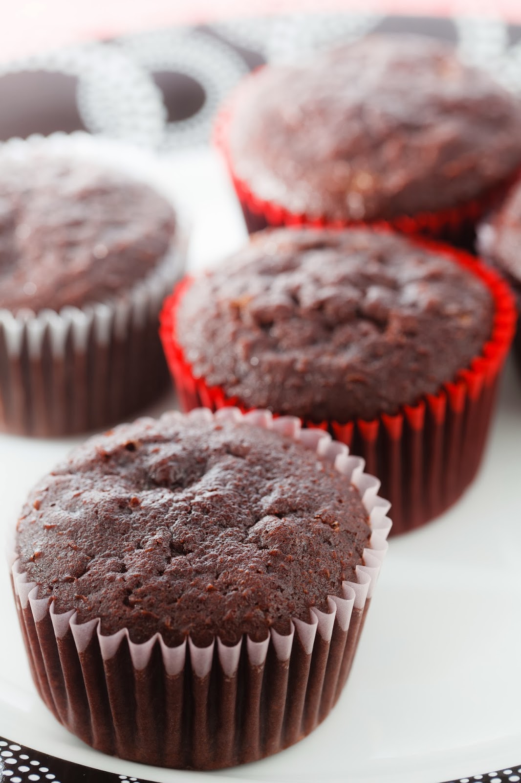 kruizing with kikukat Easy Black Bottom Cupcakes