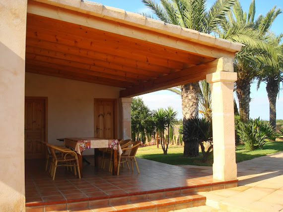 Terraza Cubierta...Covered Terrace