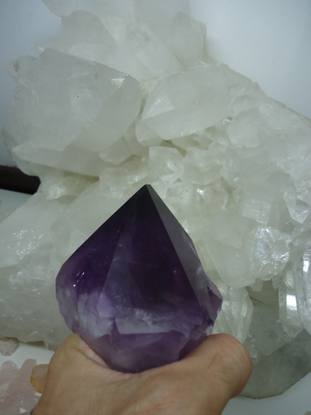 Cristais e Pedras A enciclopédia dos minerais Ametista / Amethyst