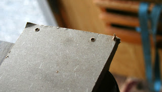 Guide holes to easy fitting Guide holes to easy fitting