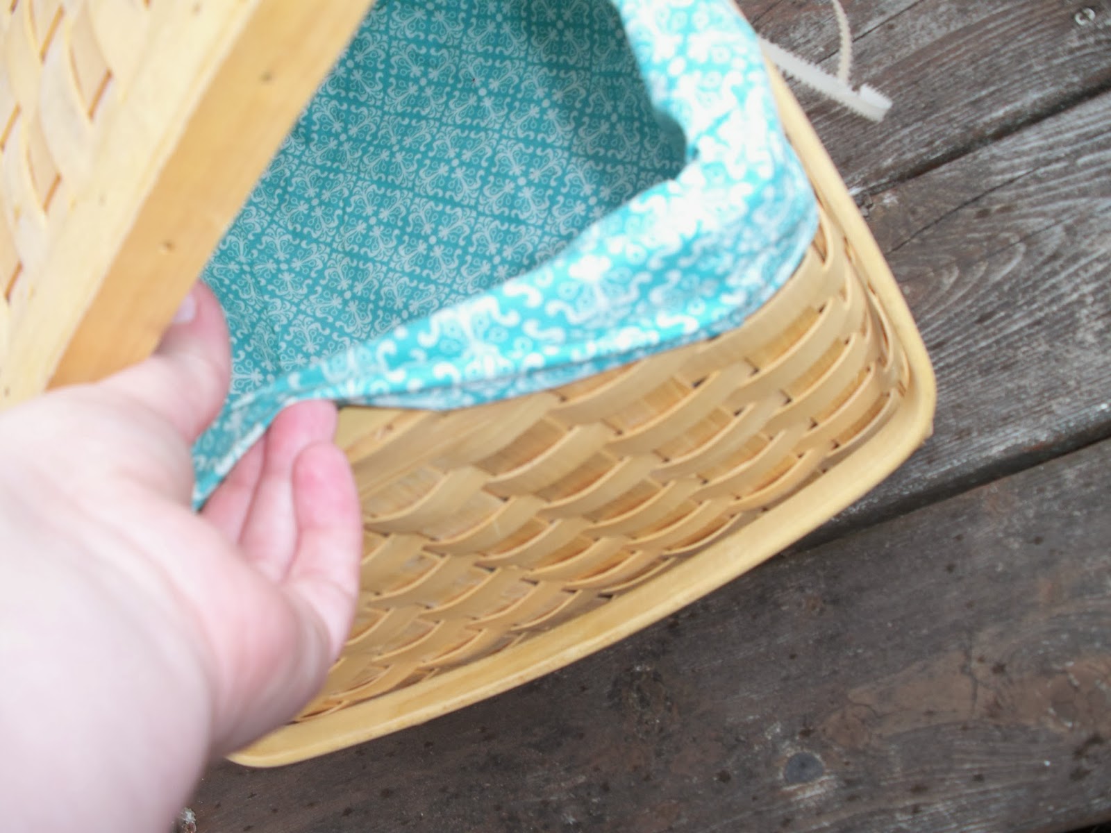 Ambering Along Picnic Basket Redo