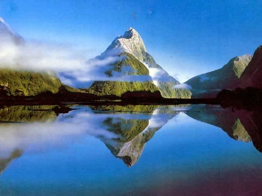 Beautiful Lakes Wallpapers free Download ~ Top 10 HD Wallpaper