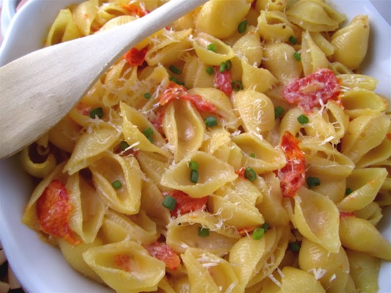 Stephanie Cooks Pasta with Mascarpone and Roasted Grape Tomatoes