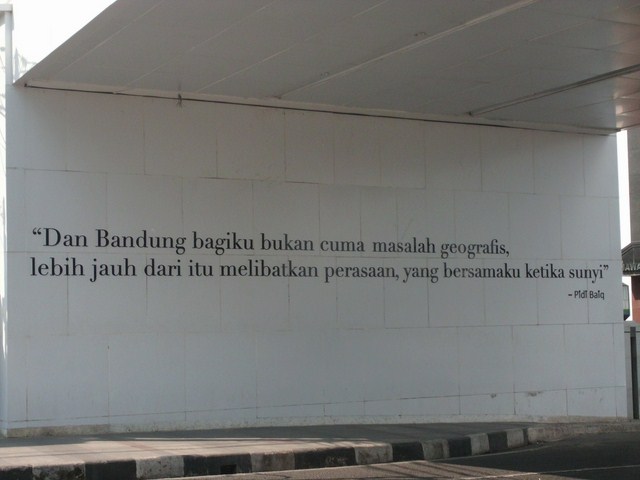 pidi%2Bbaiq%2Bquote-sudut%2Bkota%2Bbandung.JPG