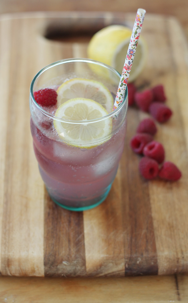 Acute Designs raspberry fizz cocktail