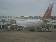 Other side of the Mabuhay Lounge. Below are the four major Philippine . (another look)