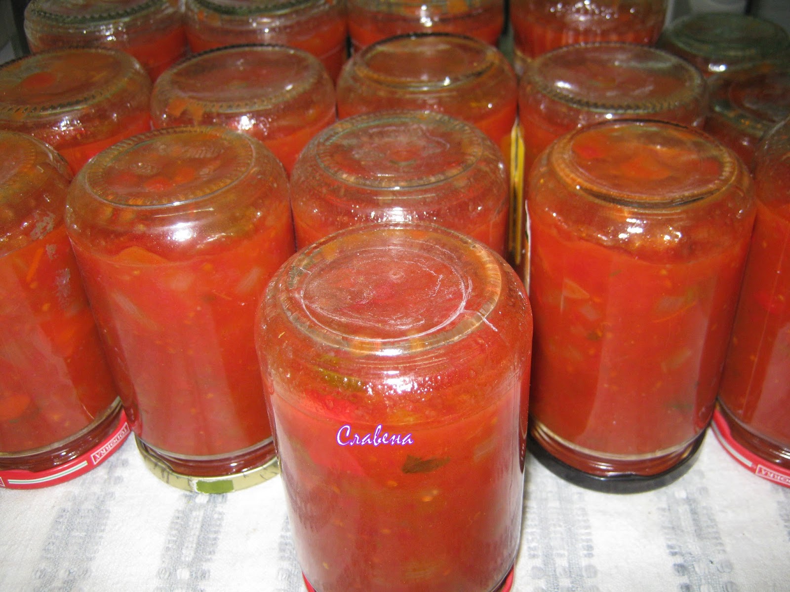 Kulinarna Razhodka Gotova Mandzha Ot Izvareni Domati Pecheni Chushki I Przhen Patladzhan