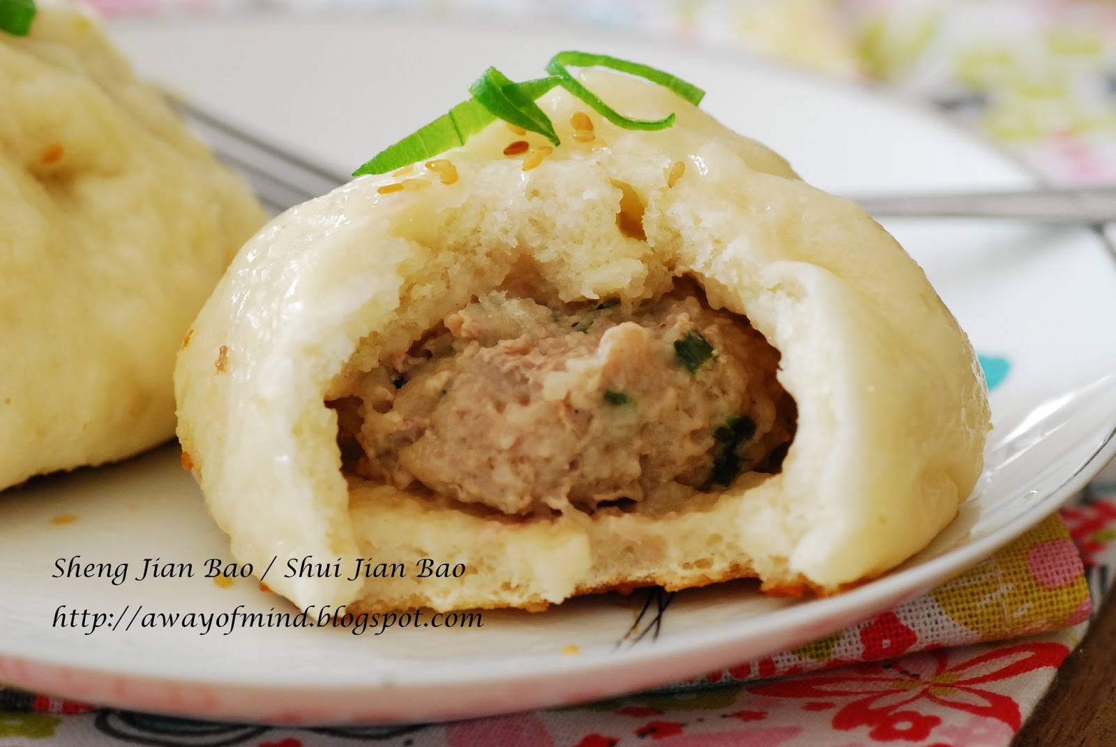 Awayofmind Bakery House Sheng Jian Bao / Shui Jian Bao (PanFried Pork Bun 生煎包/ 水煎包）