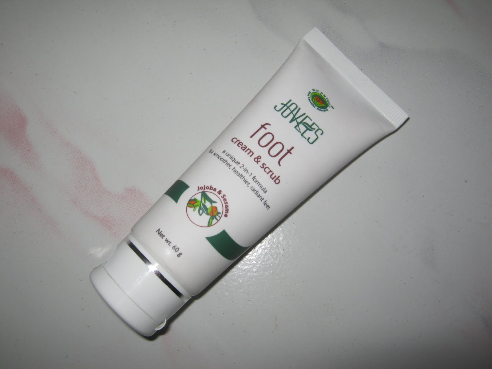 JOVEES FOOT CREAM & SCRUB REVIEW BEAUTYDIVA INDIA