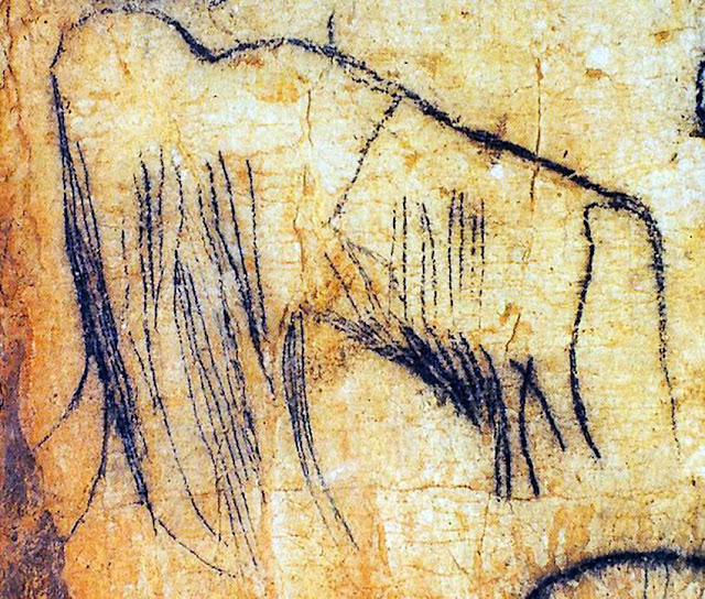 Wooly Mammoth drawn in Pech Merle Cave,  22-16 000 BC