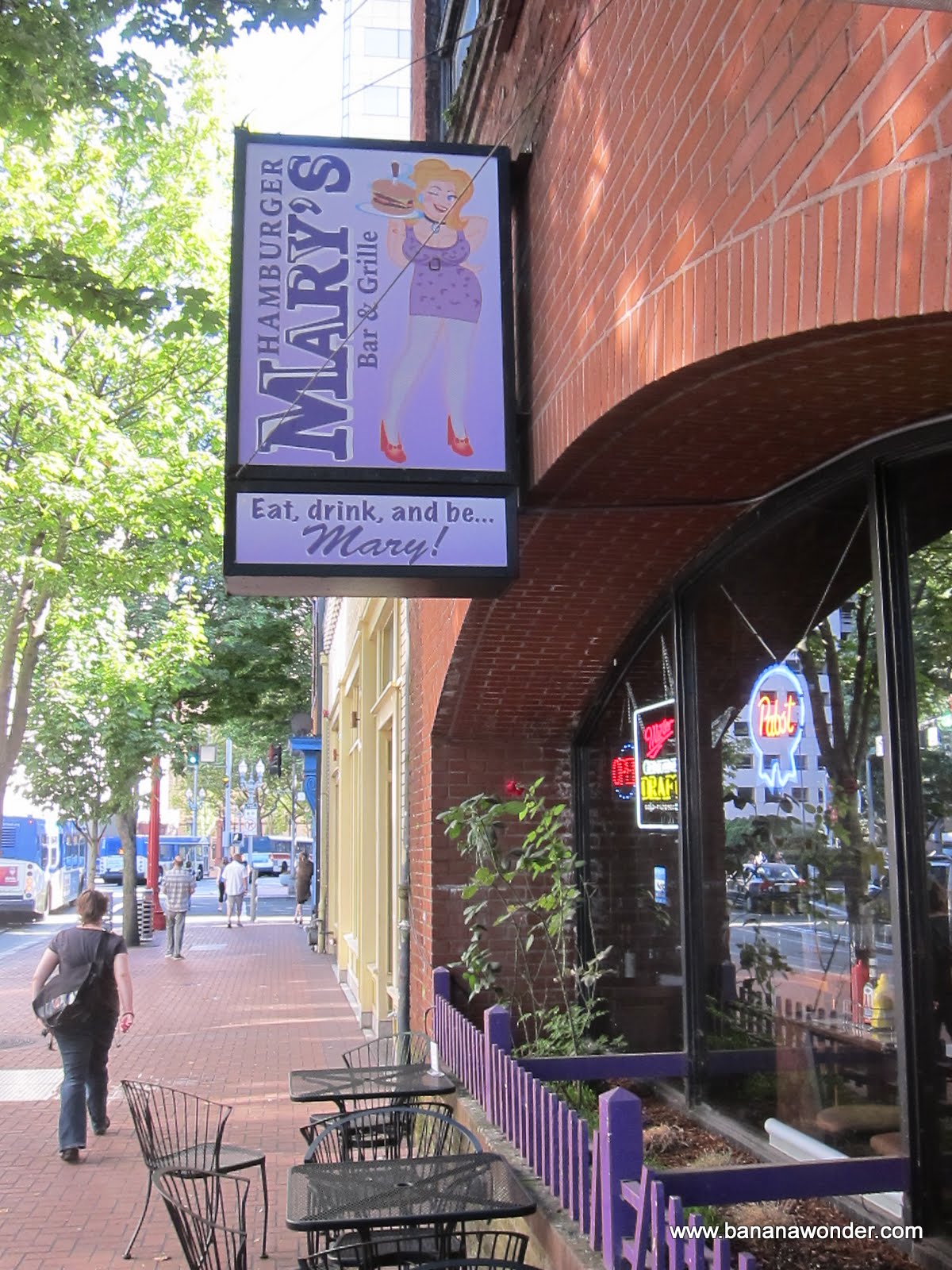 Banana Wonder Drag Queens & Burgers Hamburger Mary's