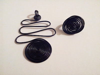 Tu Toque Original: CONJUNTOS DE ALUMINIO: COLGANTES Y ANILLOS