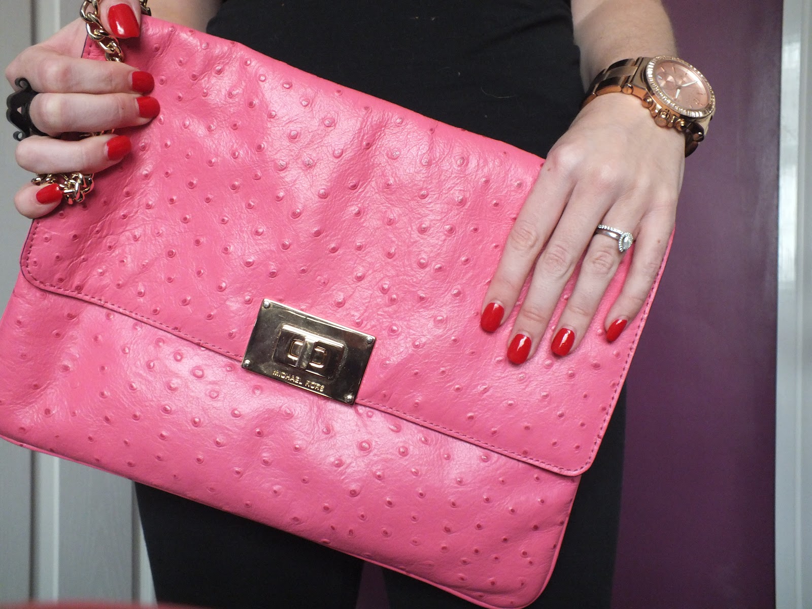 What Kimmi Did Next: Whats in my bag? Michael Kors Pink Ostrich