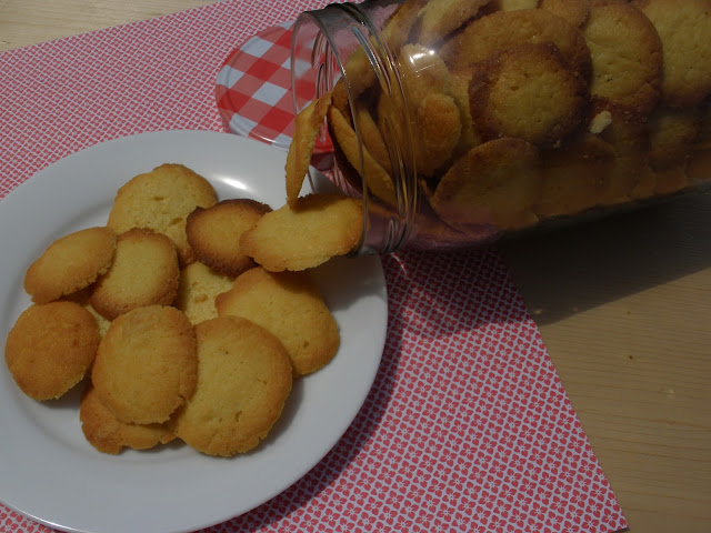 GALLETAS CASERAS DE MANTEQUILLA