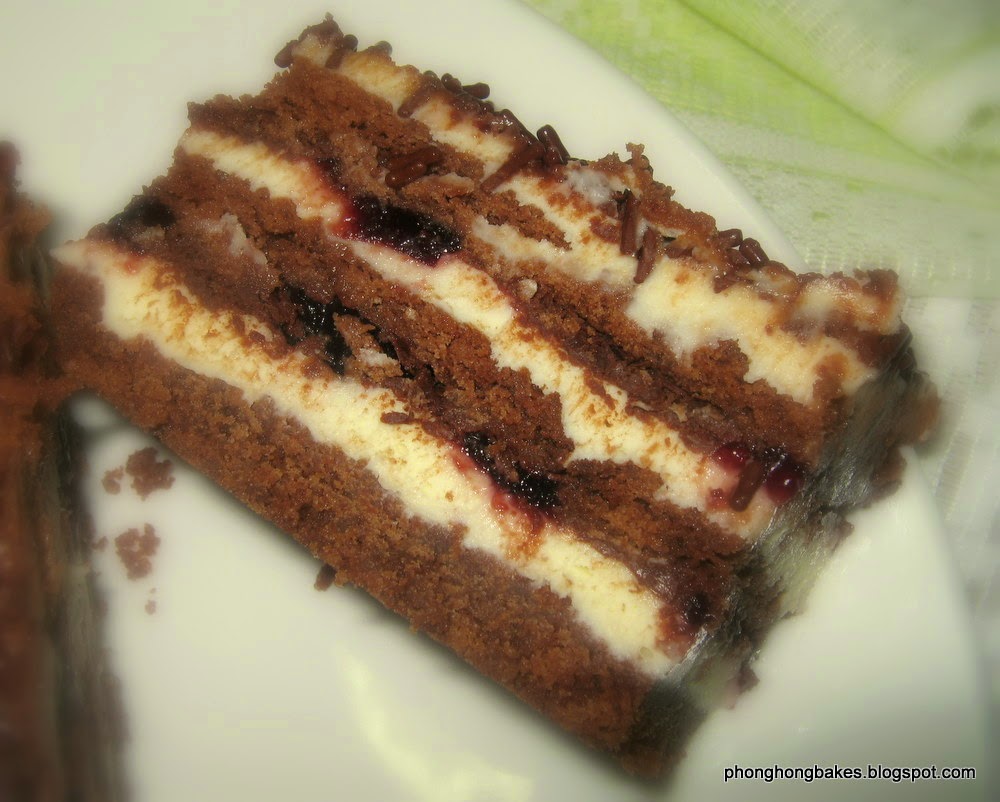 Phong Hong Bakes and Cooks! Biscuit Layered Cheesecake LTU Milk