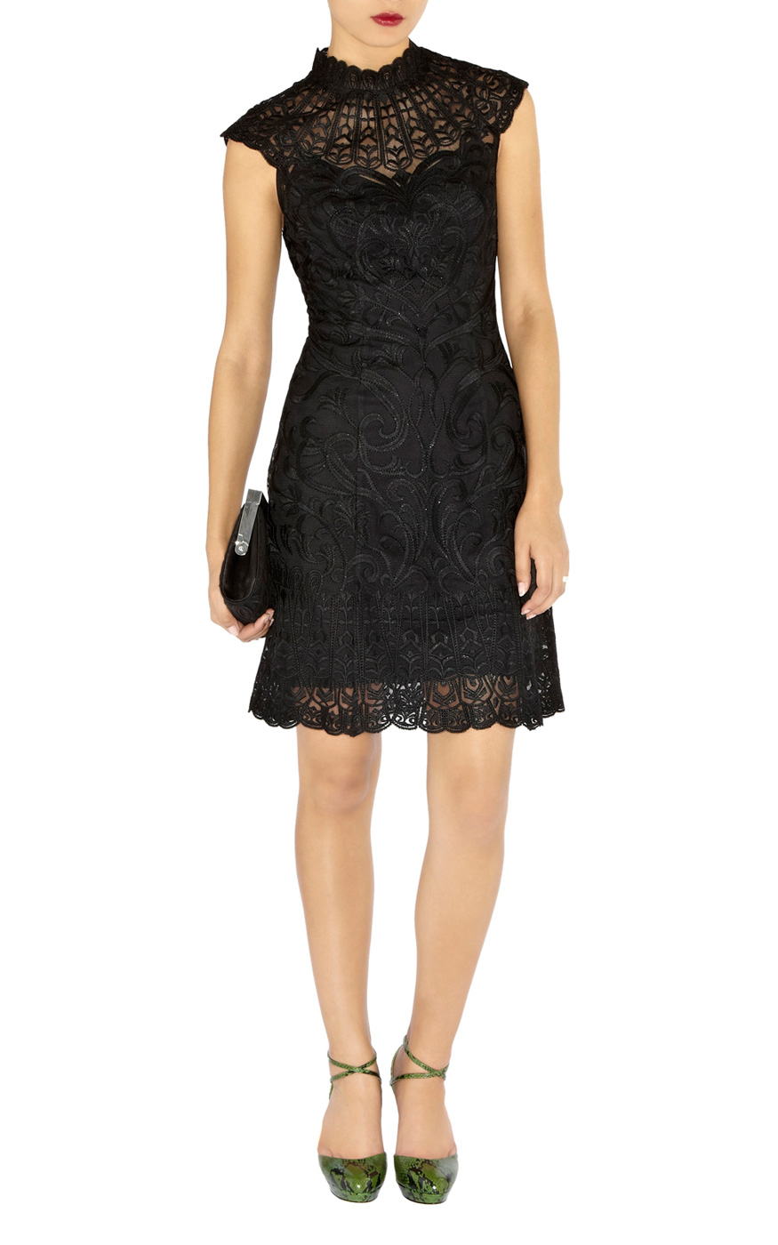 Karen Millen clothes Is design At Its superb Edgy Karen Millen