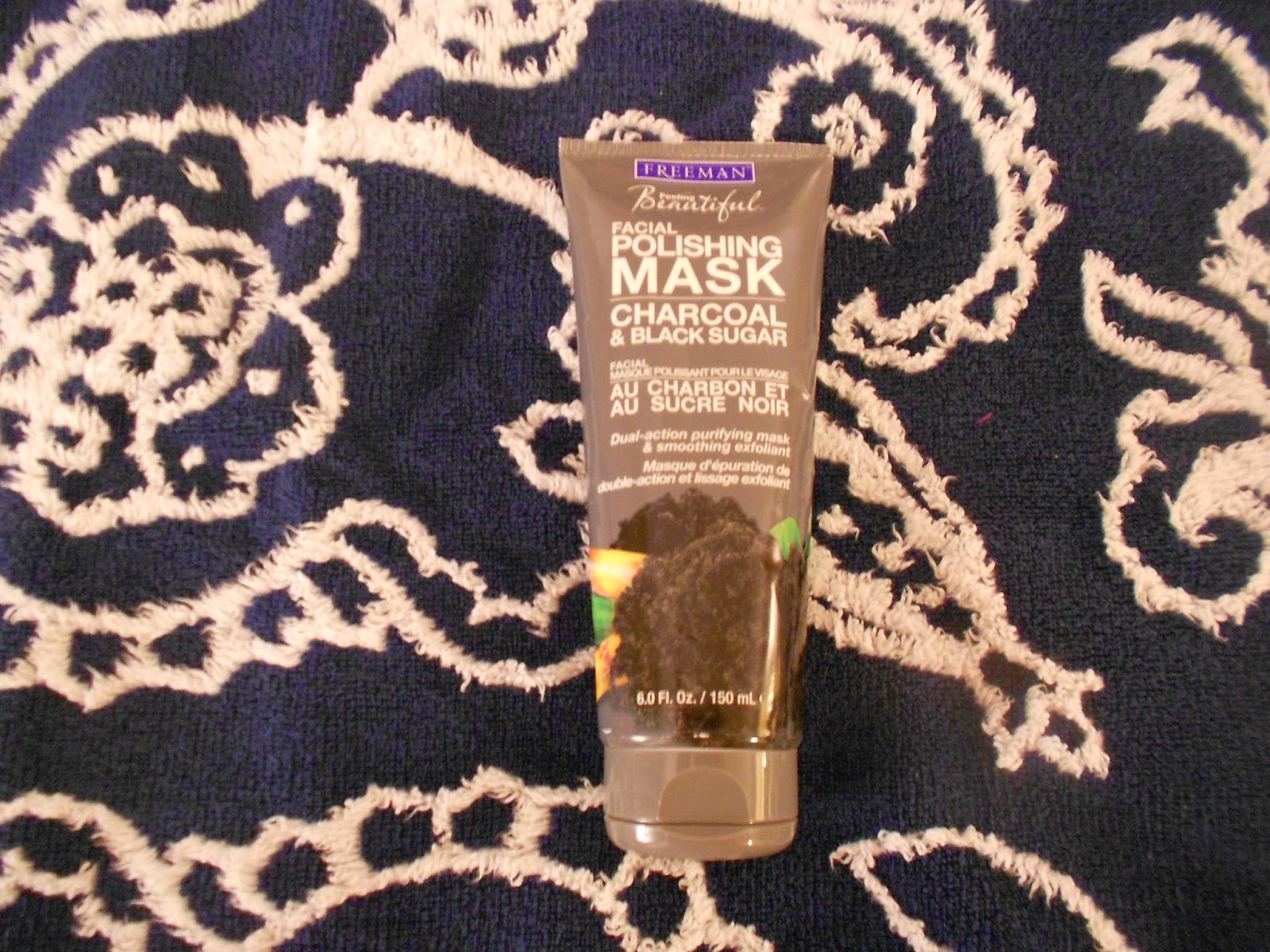 SkyBlueSounds Freeman Chocolate & Strawberry Facial Clay Mask and