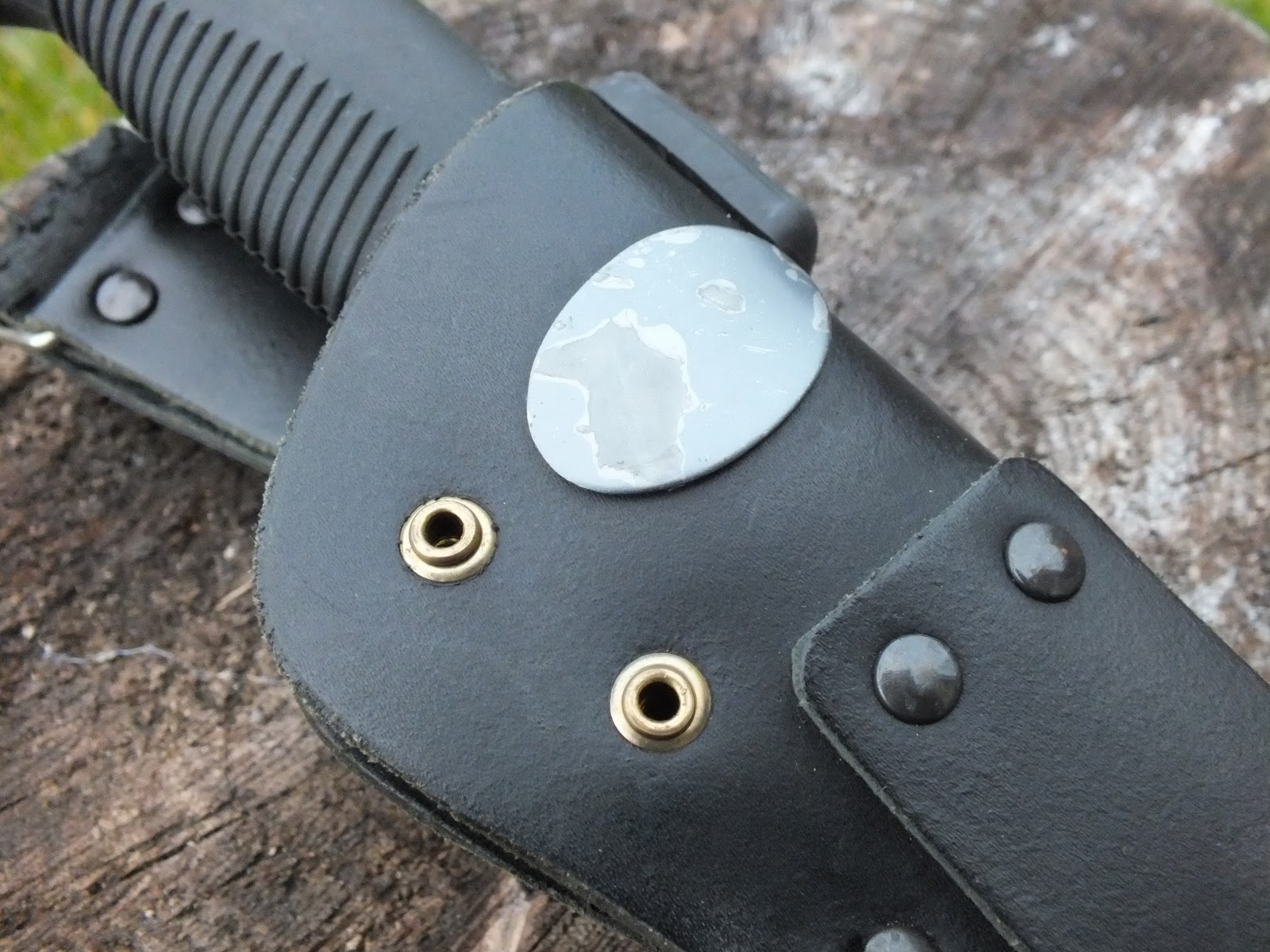 Belfast Bushcraft Blog Sissipuukko M95 Fiskars Ranger Knife Photo review