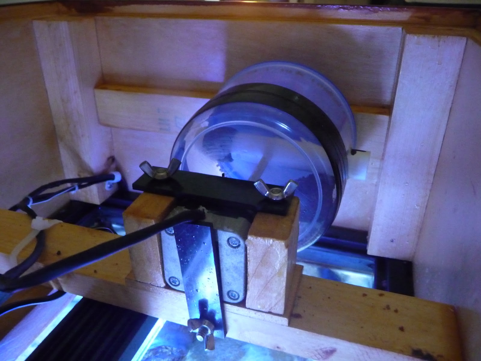 Arduino Aquarium Fish Feeder