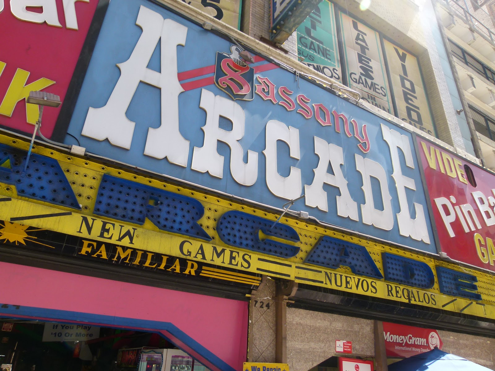 Things To Do In Los Angeles Arcades in LA Sassony Arcade