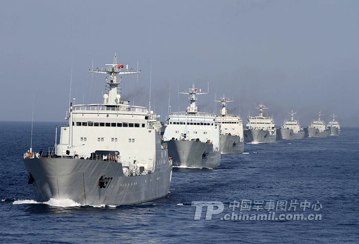 實施兩棲聯合作戰的PLAN南海艦隊水麵艦隻