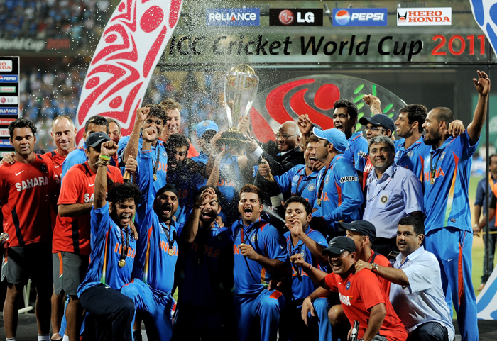 world cup 2011 winners pics. supported india it World