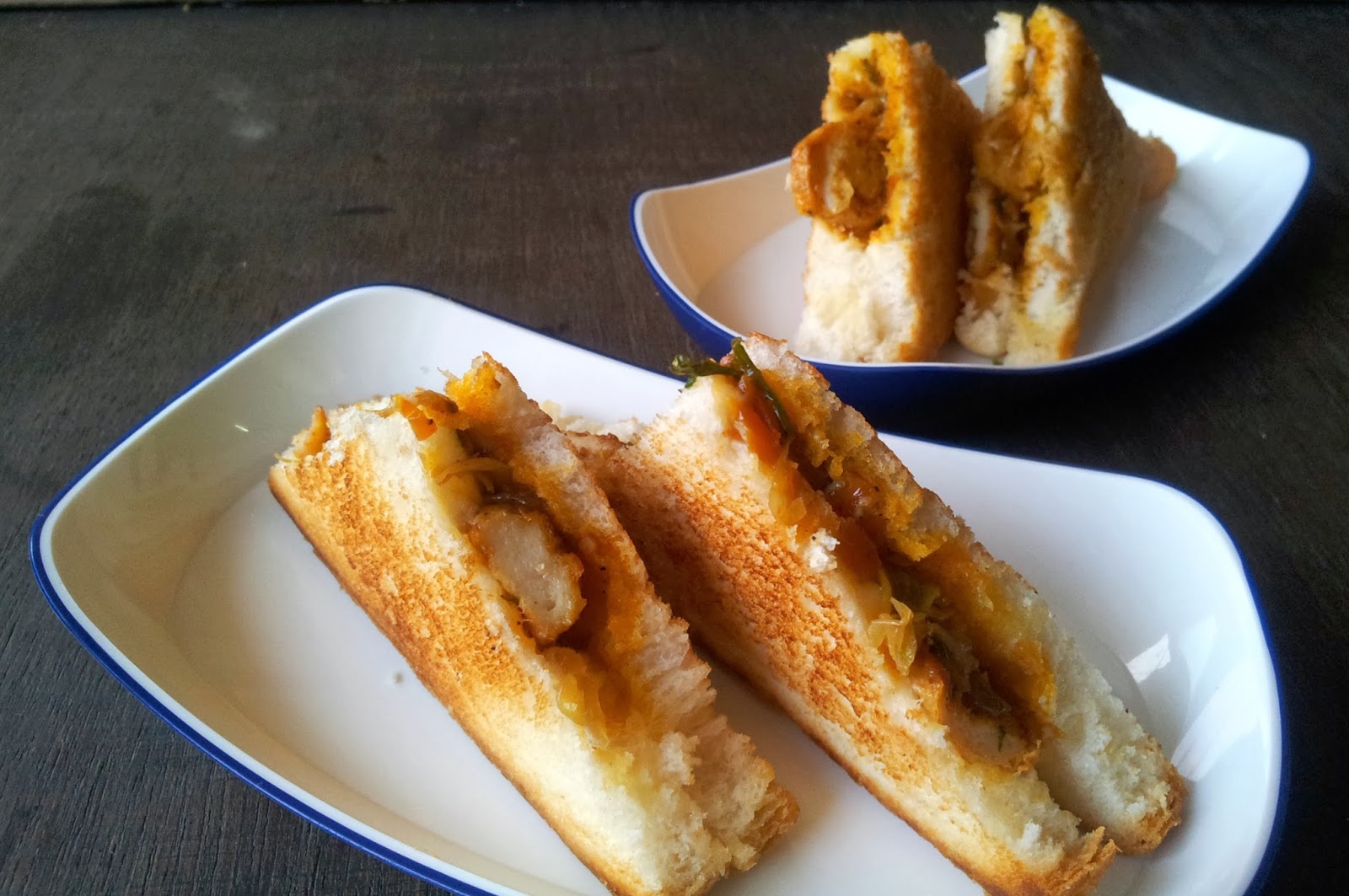 A Bowl Of Curry Chicken Sausage Sandwich