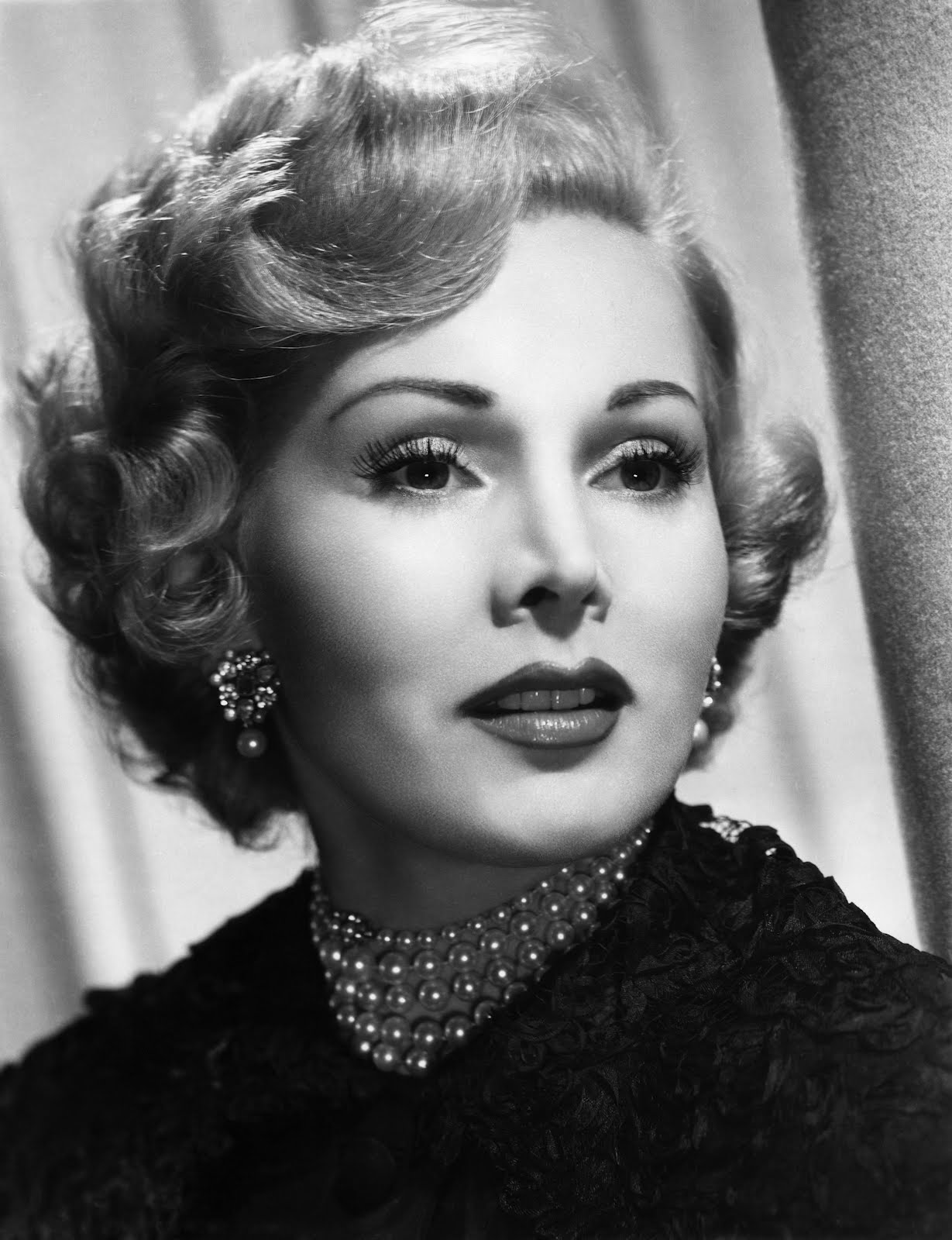 Film Blog Schedule: Zsa Zsa Gabor