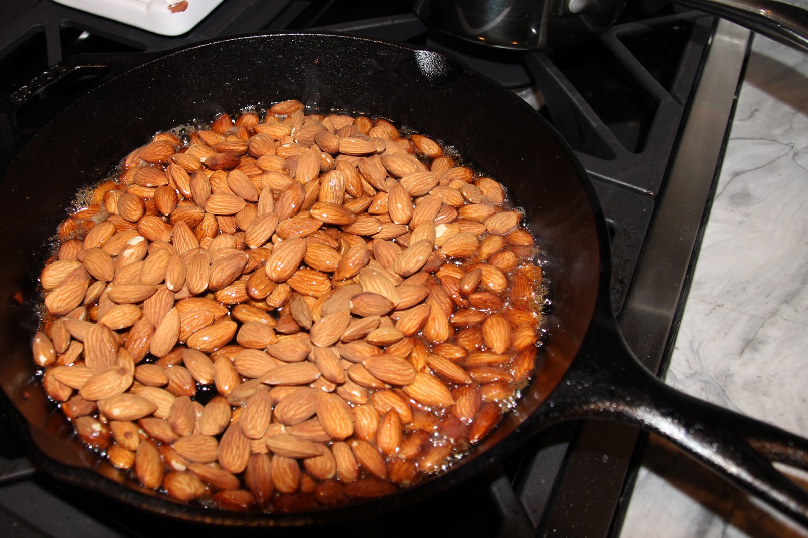 aMUSEing Maple & Bacon Spiced Almonds