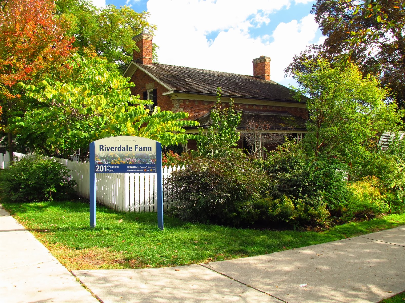 The World of Gord An Afternoon at Riverdale Farm
