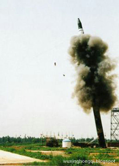 http://1.bp.blogspot.com/-boDRiYSI9mQ/TxgFTUhVDrI/AAAAAAAAKf0/Zu7o4LGAAco/s1600/Second+Artillery+Force%252CDF-31A+strategic+missile.jpg