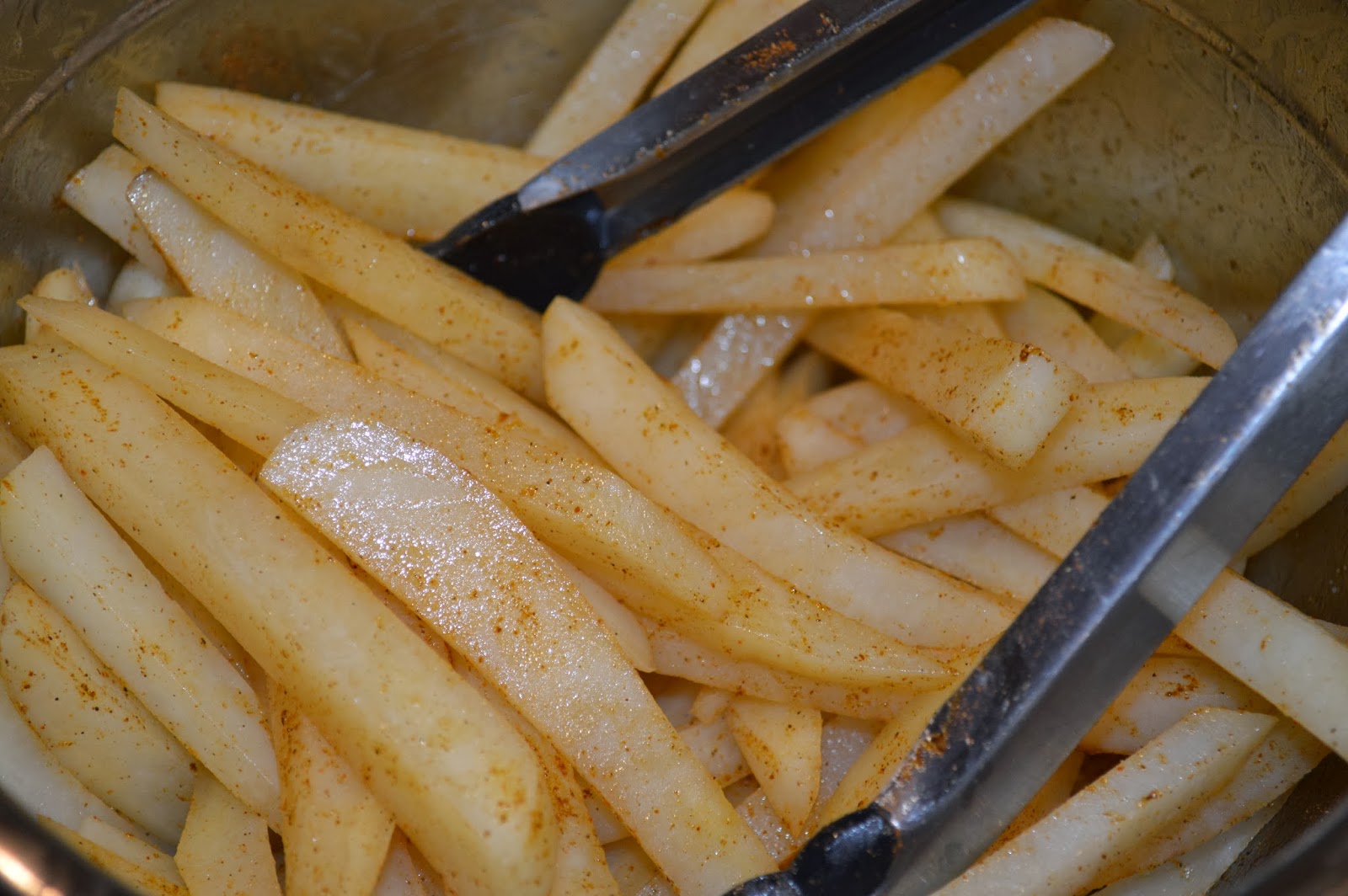 Two Magical Moms Cajun Seasoned French Fries