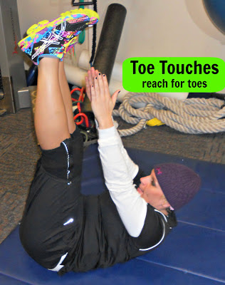 toe touch crunch