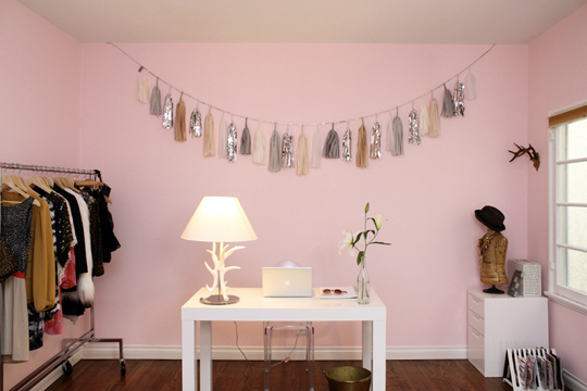 Emily Had Shared Bits And Pieces Of Her Home On Blog But Nothing To The Magnitude Apartment Therapy Feature A Few Things Im Eyeing Emily Had Shared Bits And Pieces Of Her Home On Blog But Nothing To The Magnitude Apartment Therapy Feature A Few Things Im Eyeing