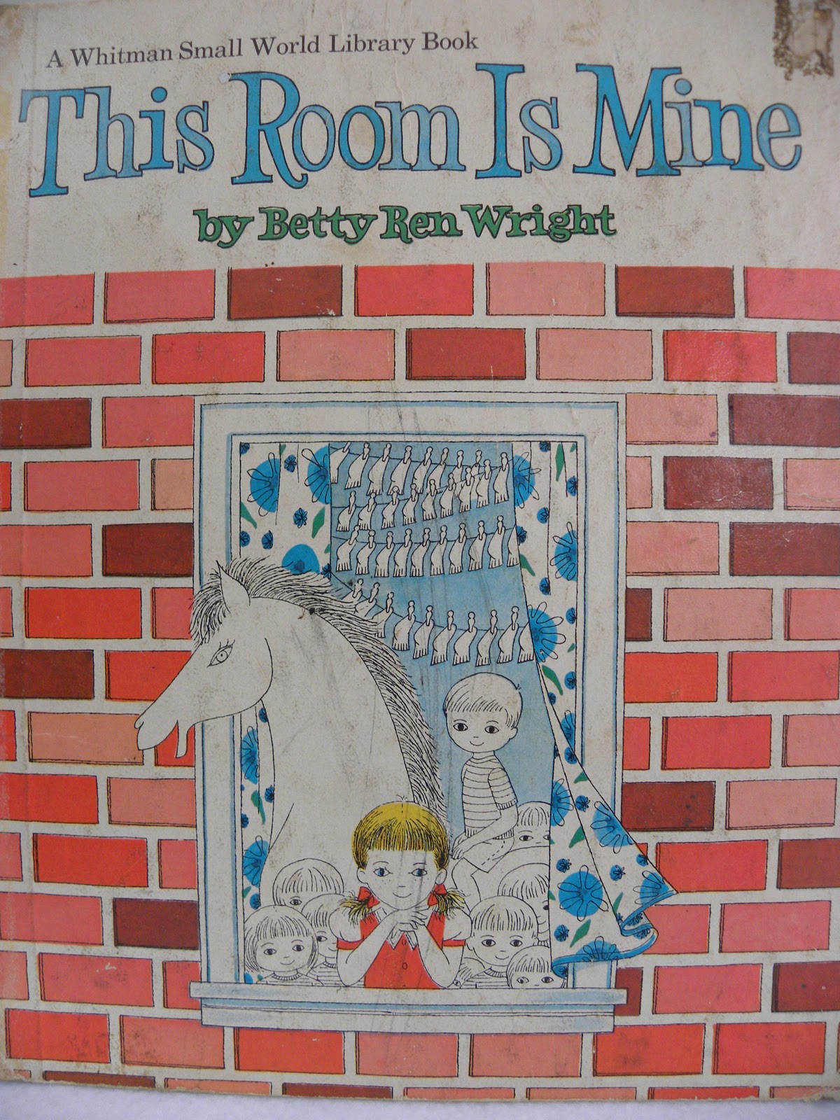 The Little Red Hen At Home This Room Is Mine