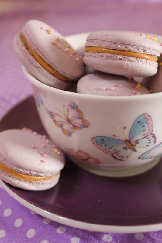 My Domestic Bliss: Italian Meringue Macarons!