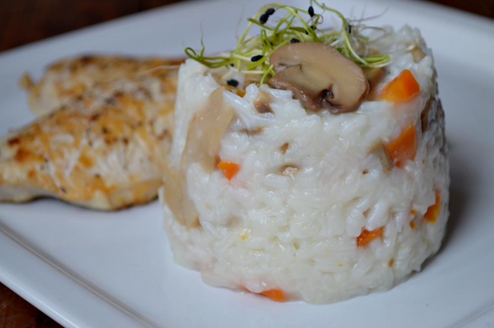 Pilaf cu ciuperci si piept de pui CAIETUL CU RETETE