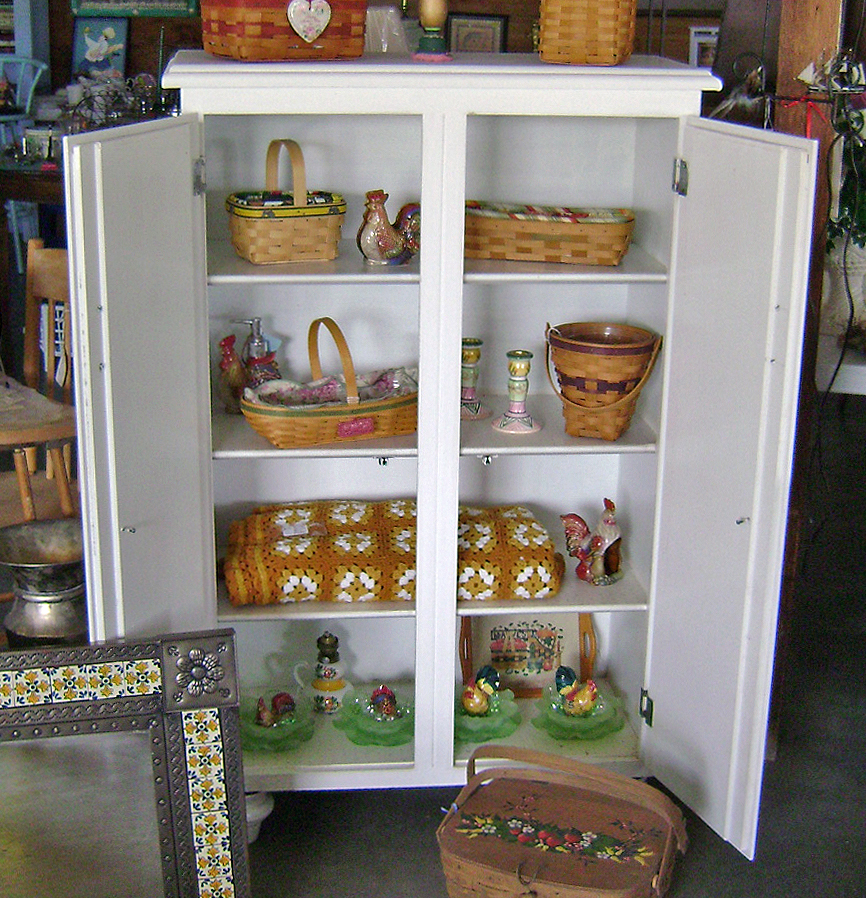 Amanda's Happy Hearth Repurposed Furniture