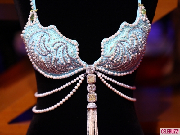Another Year, Another $2.5 Million Diamond Bra - DC Clubbing