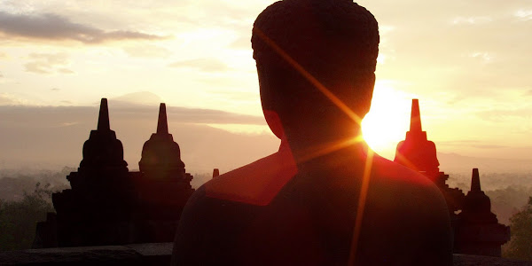 Foto Indah Panorama Matahari Terbit Di Borobudur
