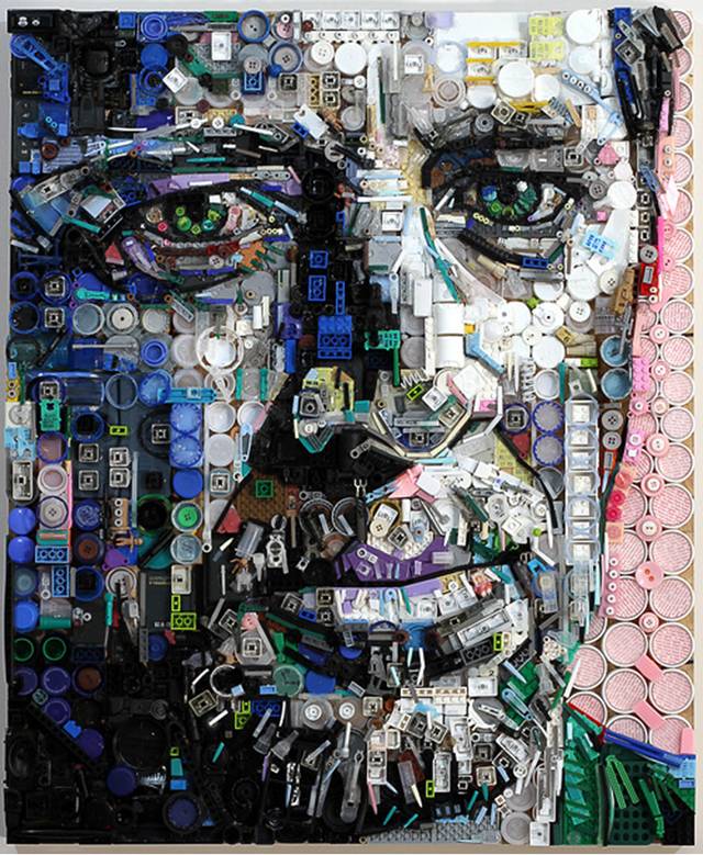 American artist Zac Freeman forms unique portraits out of all kinds of small and used materials. Each of his objects comes from scraps of trash that are leftover from the things that we regularly consume. From colored buttons and plastic bottle caps to metal tabs from soda cans, Freeman puts all of the unused and unwanted objects to use in a fresh new way.
