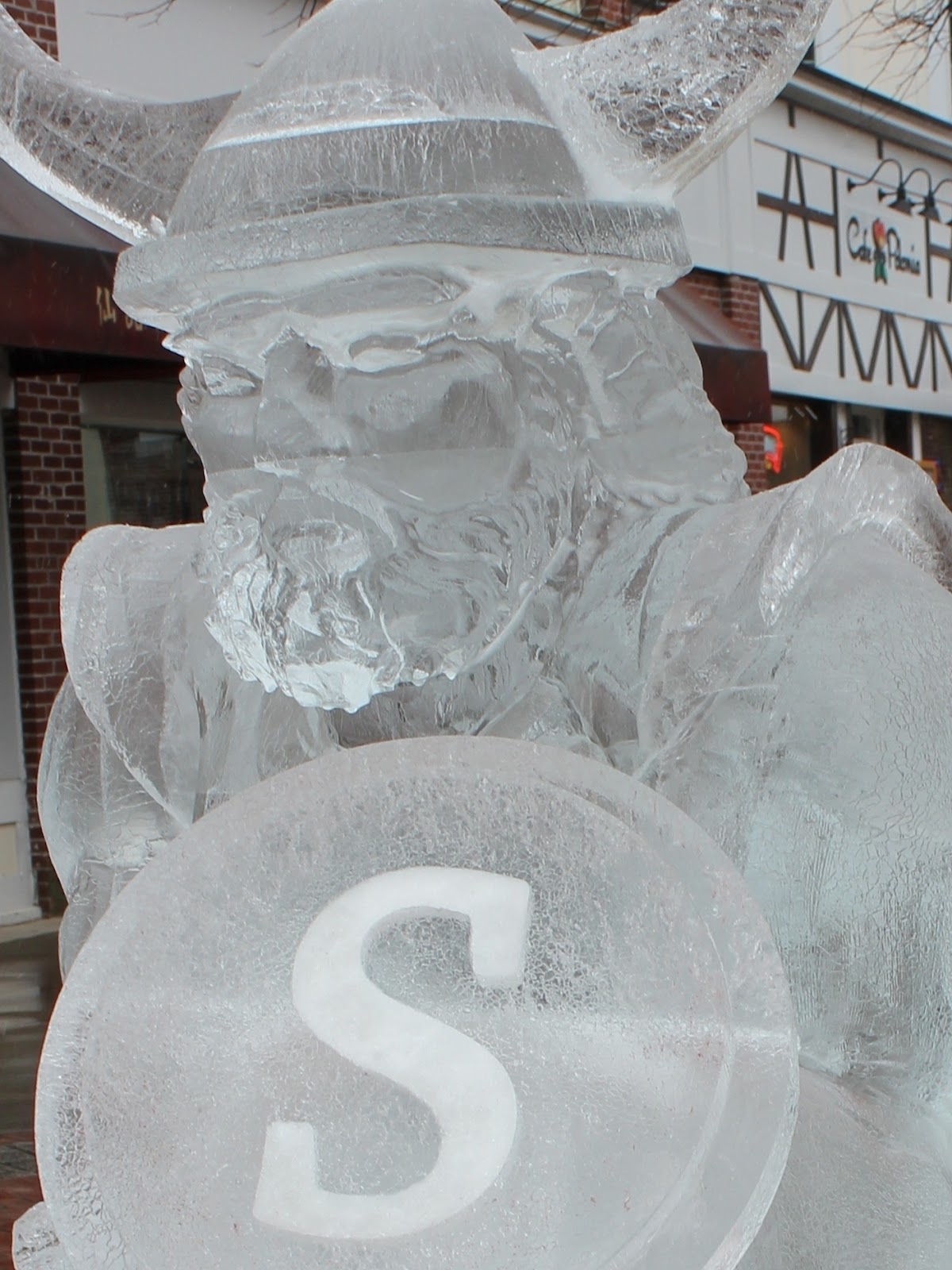 Salem. Still making history. Salem So Sweet Ice Sculptures