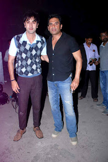 Ranbir Kapoor snapped with Suniel Shetty at new ponytail look