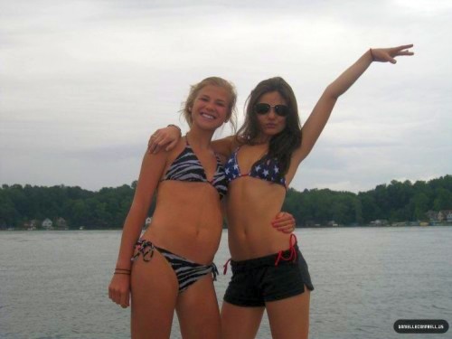 Danielle campbell hot