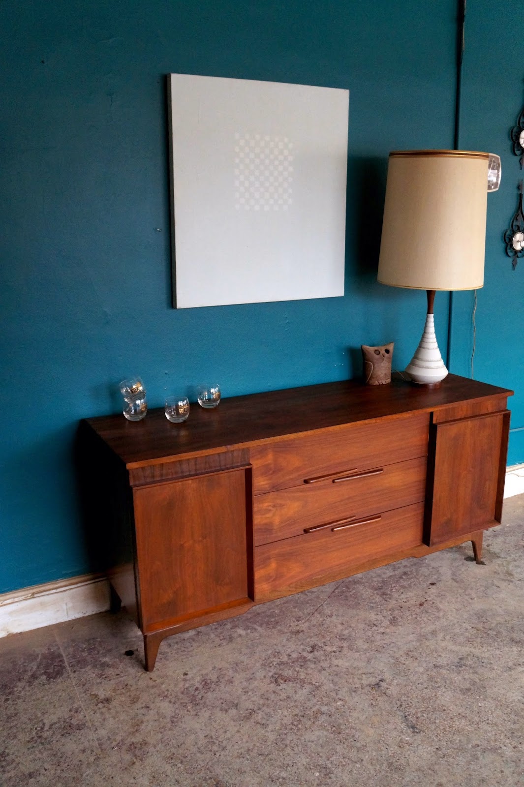 Vintage Ground Mid Century Sideboard / Media Console / Credenza